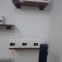 لوازم جانبی موبایل زیرقیمت به دلیل جمع کردن مغازه