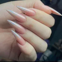 کاشت ناخن فوق تخصصی با ما
