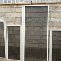توری پنجره ی فرانسوی
