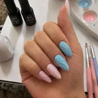 خدمات و آموزش ناخن ازنا