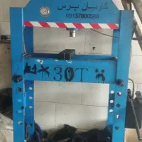 دستگاه پرس