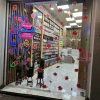 فروشنده آقا لوازم جانبی موبایل