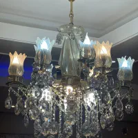 لوستر ۱ عدد ، بوفه ، میز و عسلی، کنارسالنی،ساعت