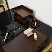 لوازم میز کار (بجز پانج کاغذ)