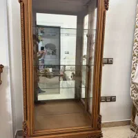 ویترین چوب راش