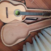 گیتار والنسیا