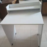 میز و صندلی