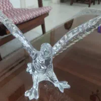 مجسمه کریستال عقاب