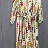 ساحلی مناسب تاسایز48و50 خارجی هست کار