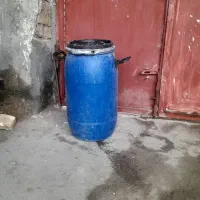 بشکه پلاستیکی در دار