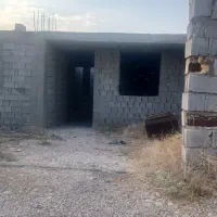 فروش منزل نیمه ساخت درب حیاط