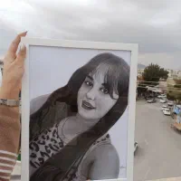 طراحی چهره سیاه قلم