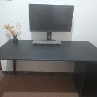 میز کامپیوتر