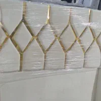 تخت دونفره همراه با پاتختی و دراور ست خودش