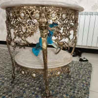 میز تلفن یا خاطره برنز