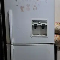 یخچال و فریزر نیکسان