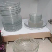 تعدادی ظروف