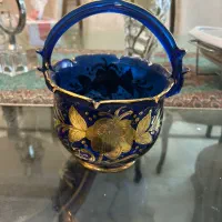شکلات خوری طلاکوب