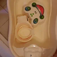 لگن و چهارپایه بچه