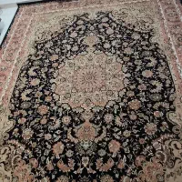 دو عدد فرش ۱۲ متری