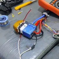 تعمیر، تامین و نگهداری تخصصی تجهیزات زیبایی