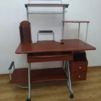 میز کامپیوتر