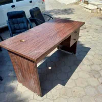 میز کشو دار