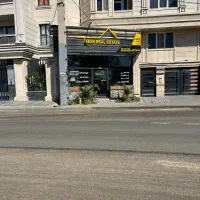 زمین باغچه کلاک پایین