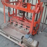 دستگاه بلوک زن ۴تایی