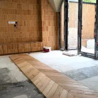 نصاب حرفه‌ای پارکت چوبی با قیمت مناسب