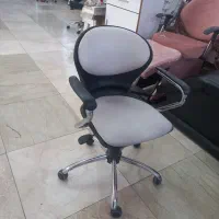 صندلی چرخشی