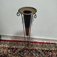 پنکه وگلدان