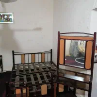 تخت خواب.میز کامپیوتر.مبل کودک.گلدان.میز تلویزیون