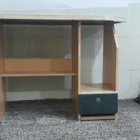 میز کامپیوتر