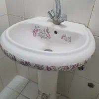 روشویی سالم با پایه