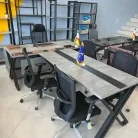 میزکنفرانس پایه فلزی مدرن مدل کاوه