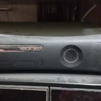 ایکس باکس ۳۶۰ با کینکت و بیش از ۱۰۰ دیسک بازی