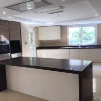 زعفرانیه*150متر*تکواحدی*3خواب*دو پارکینگ