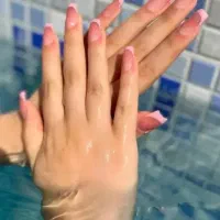 کاشت و ترمیم ناخن