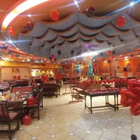اجاره سفره خانه در بام تالار شنهای طلایی