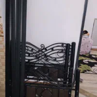 دوعددتخت ۱نفره درحدنو کاملا سالم