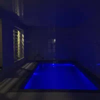 اجاره باغ ویلا یک خوابه و دوخوابه استخردار