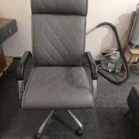 صندلی مدیریت چرخشی