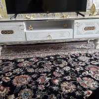 میز تلوزیون و گنجه در حد نو