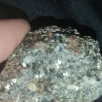 کارشناسی سنگ های قیمتی و ..شهاب سنگ مفکات الماس