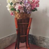گل و مجسمه