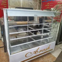 ویترین قنادی
