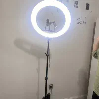 رینگ لایت پایه دار قابل تنظیم