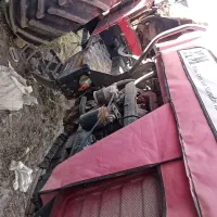 تراکتور و سم پاش