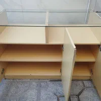 ویترین مغازه